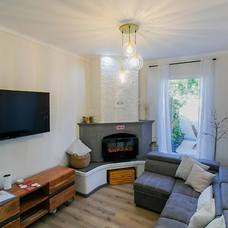 Retreat Holiday home